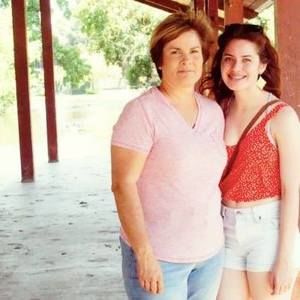 Meet your Posher, Zinnia